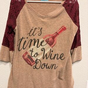 Stylish Wine Lover's Raglan Top with Lace Sleeves